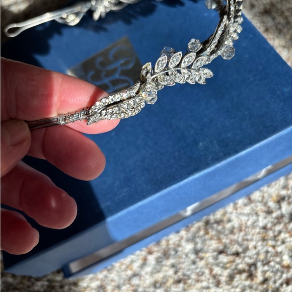Bel Aire Bridal jeweled headband - Picture 12 of 12